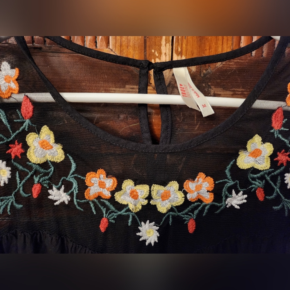 Cutest Dress💗 - Picture 3 of 4